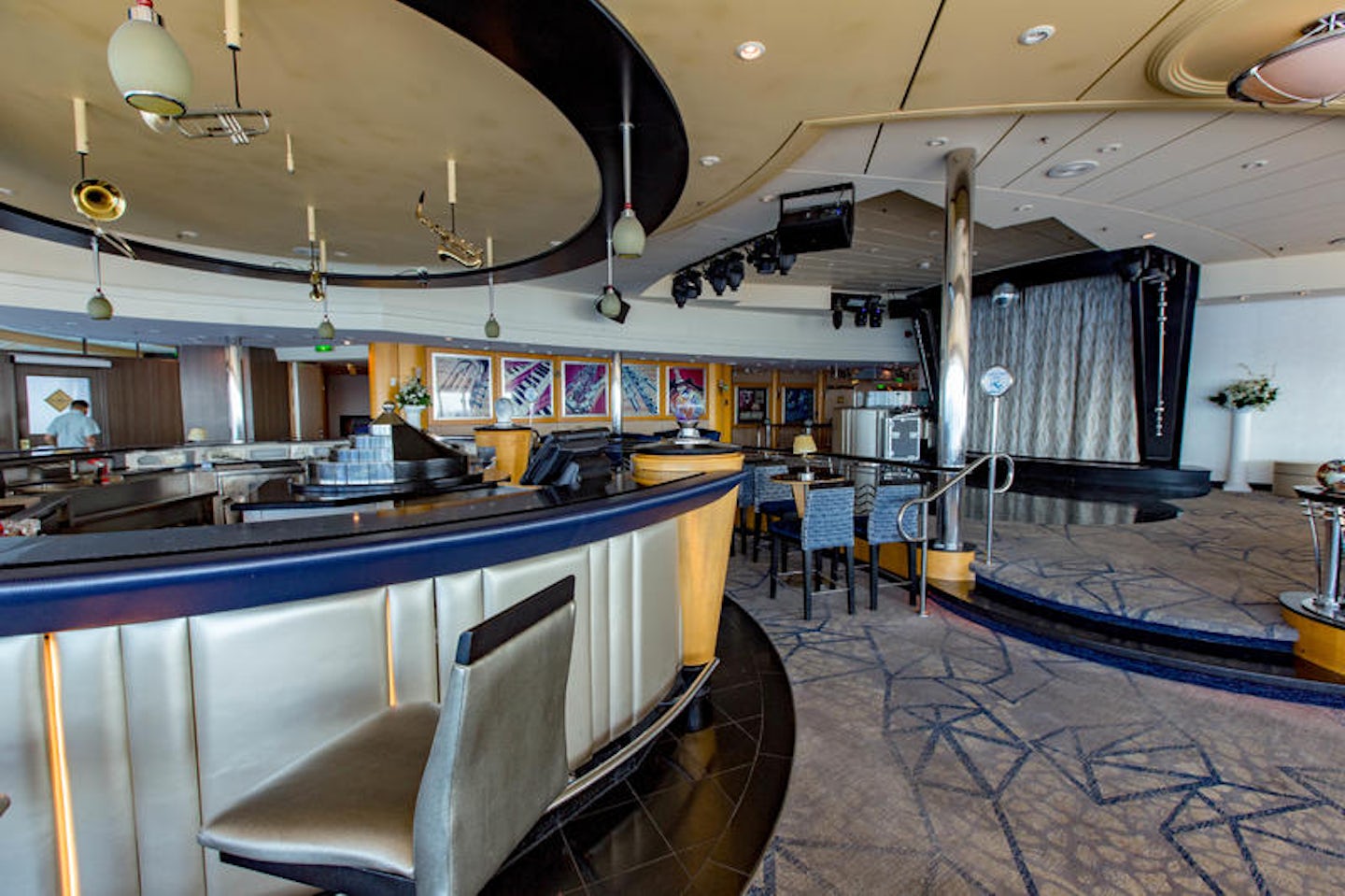 Ellington's Jazz Lounge on Mariner of the Seas