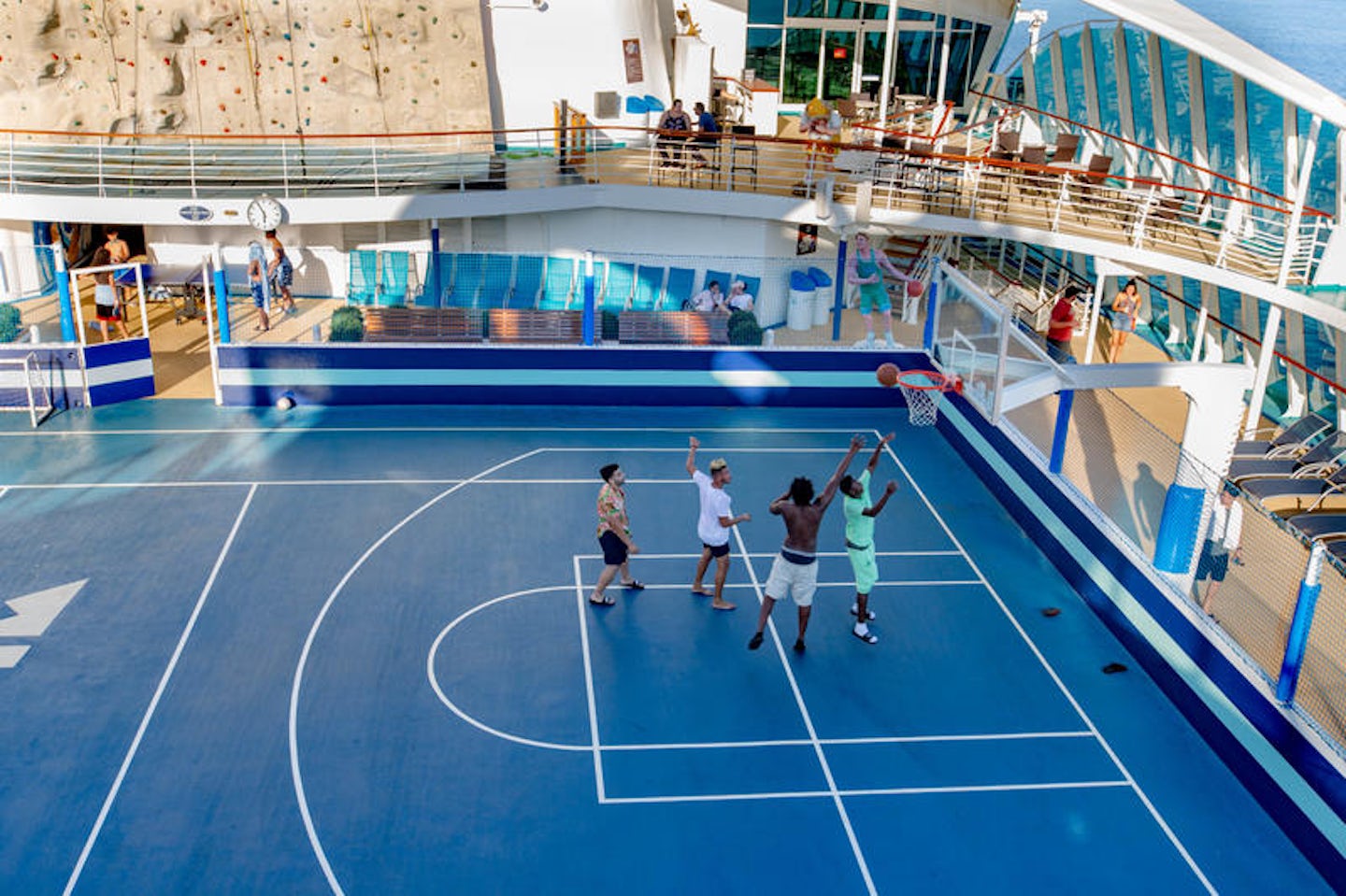 Sports Court on Mariner of the Seas