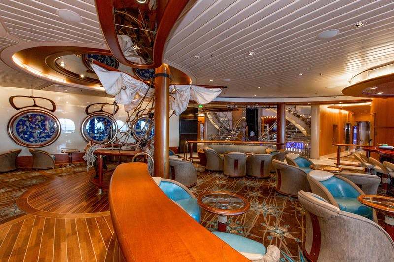 Schooner Bar on Royal Caribbean Mariner of the Seas Cruise Ship