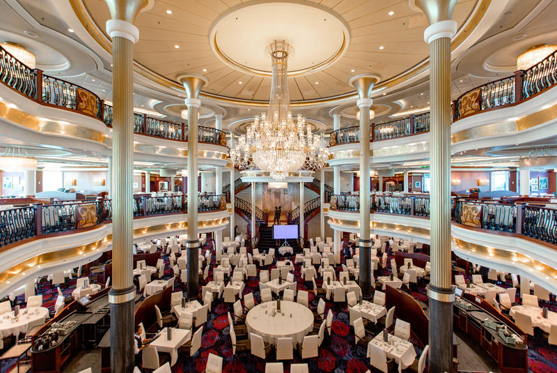 Main Dining Room On Royal Caribbean Mariner Of The Seas Cruise Ship   Image 800x  