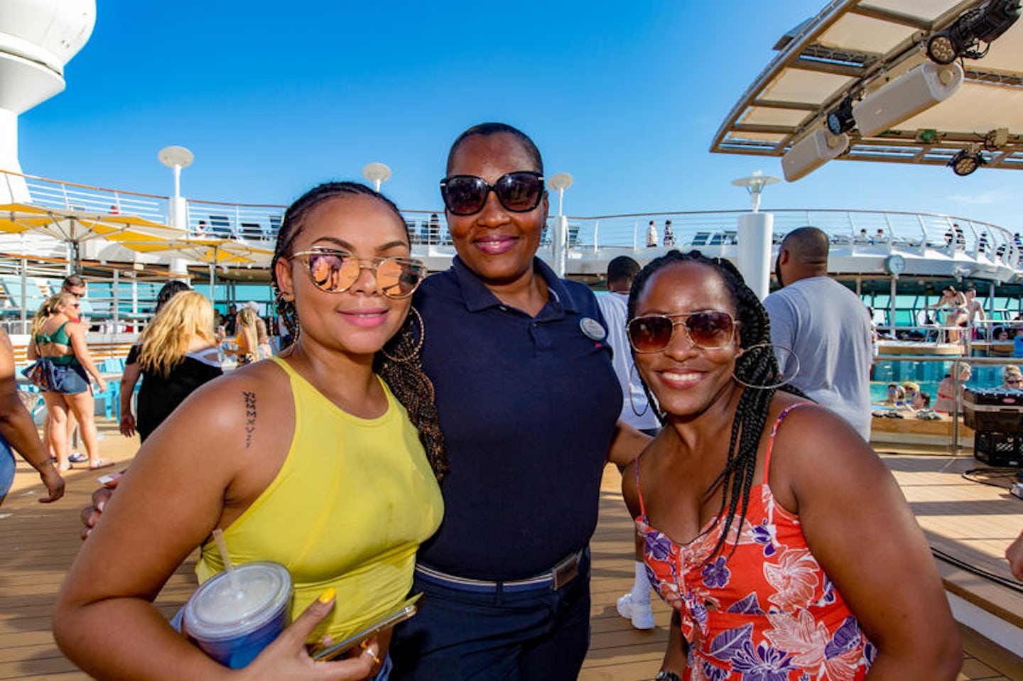 Passengers enjoying their time on the Grown & Sexy Cruise (Photo: Cruise Critic)