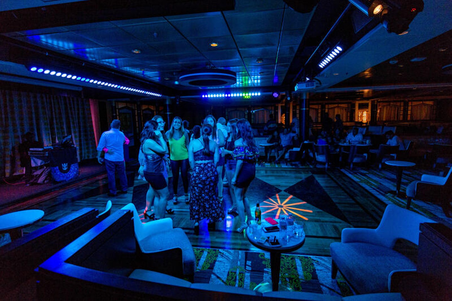 Dancing in Star Lounge on Mariner of the Seas