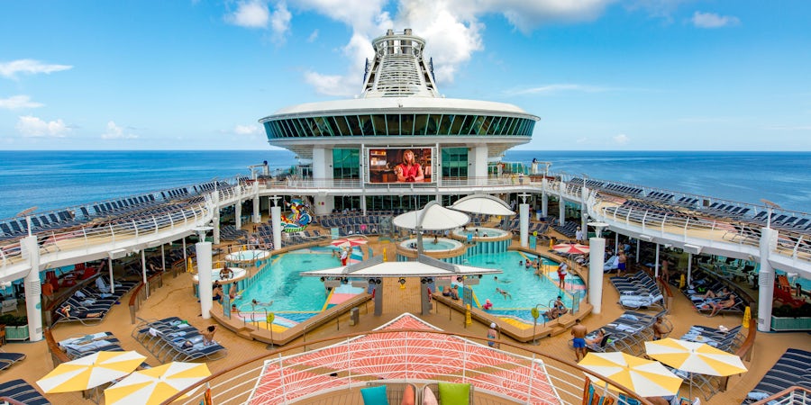 16 Best Cruise Ship Pools (With Pictures)
