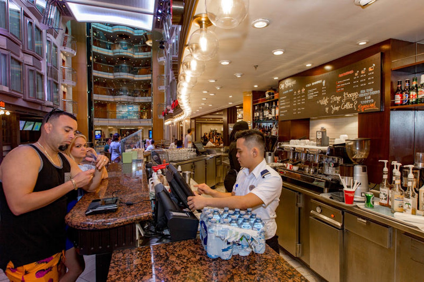 Cafe Promenade on Mariner of the Seas