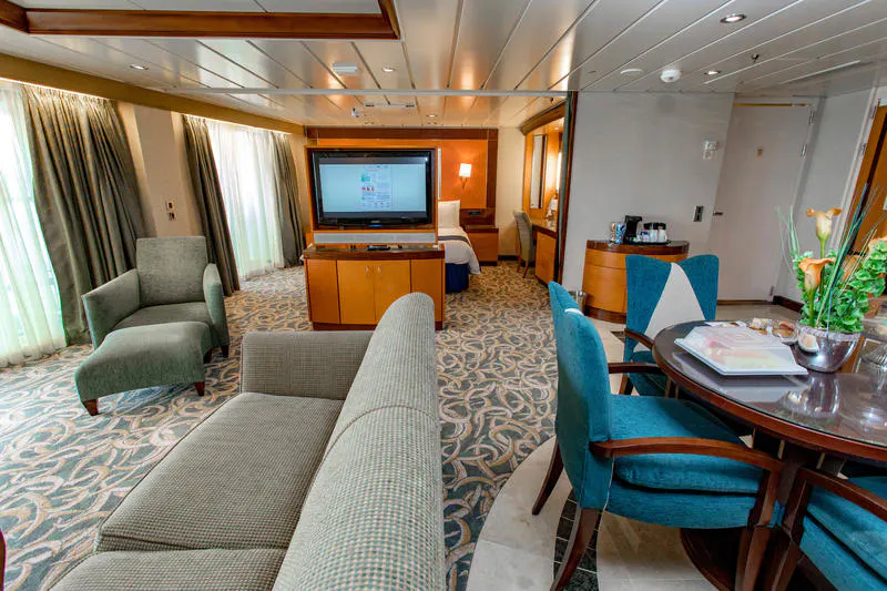 Independence Of The Seas Owners Suite