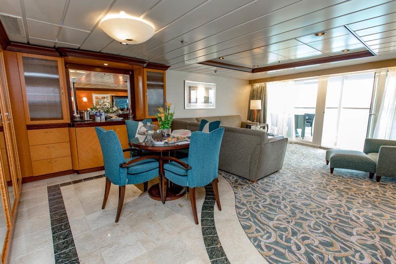 Owner's Suite on Royal Caribbean Independence of the Seas Ship Cruise