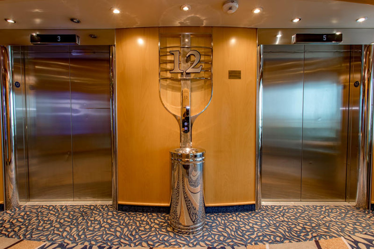 Elevators on Independence of the Seas