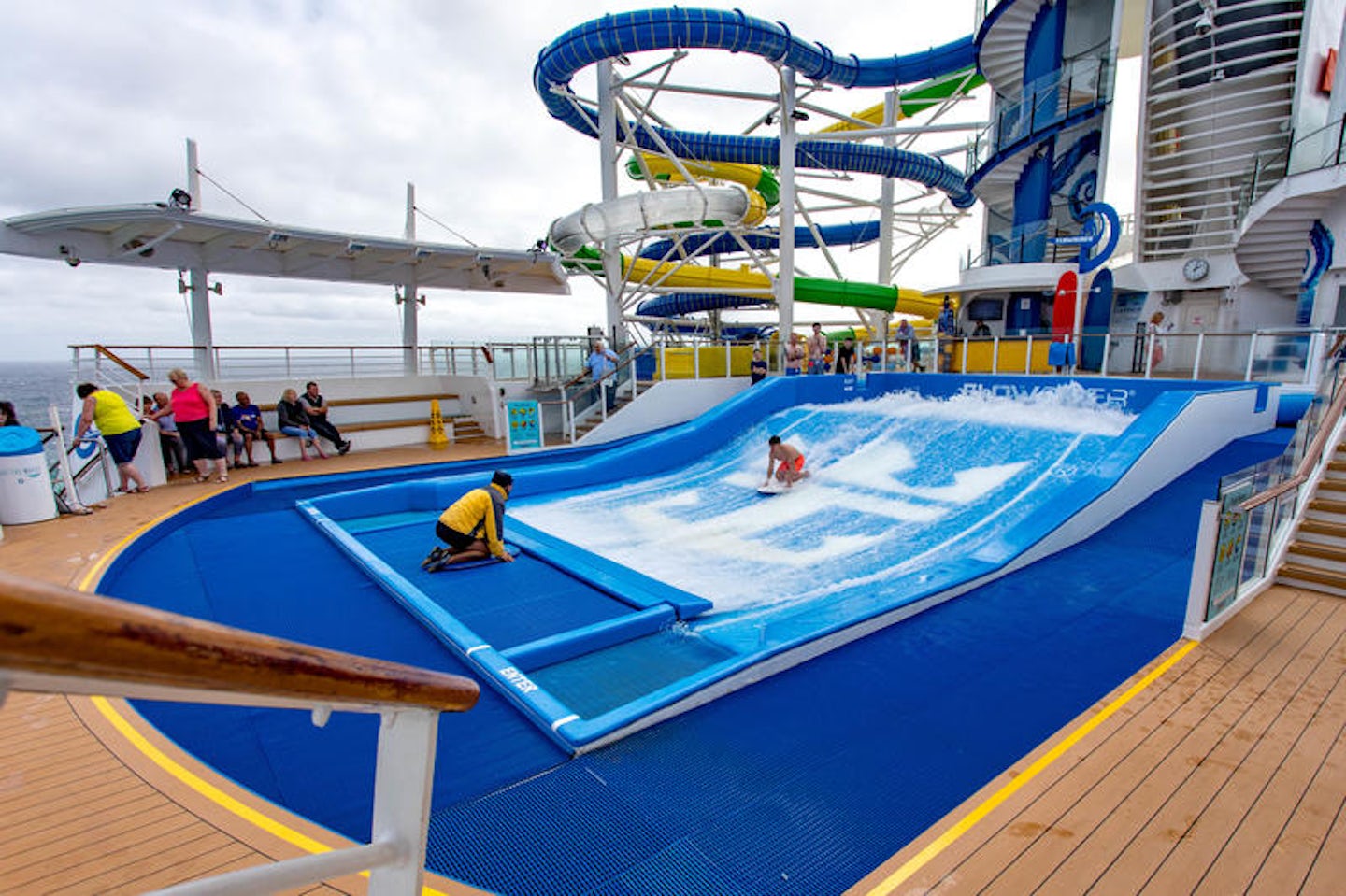 FlowRider on Independence of the Seas