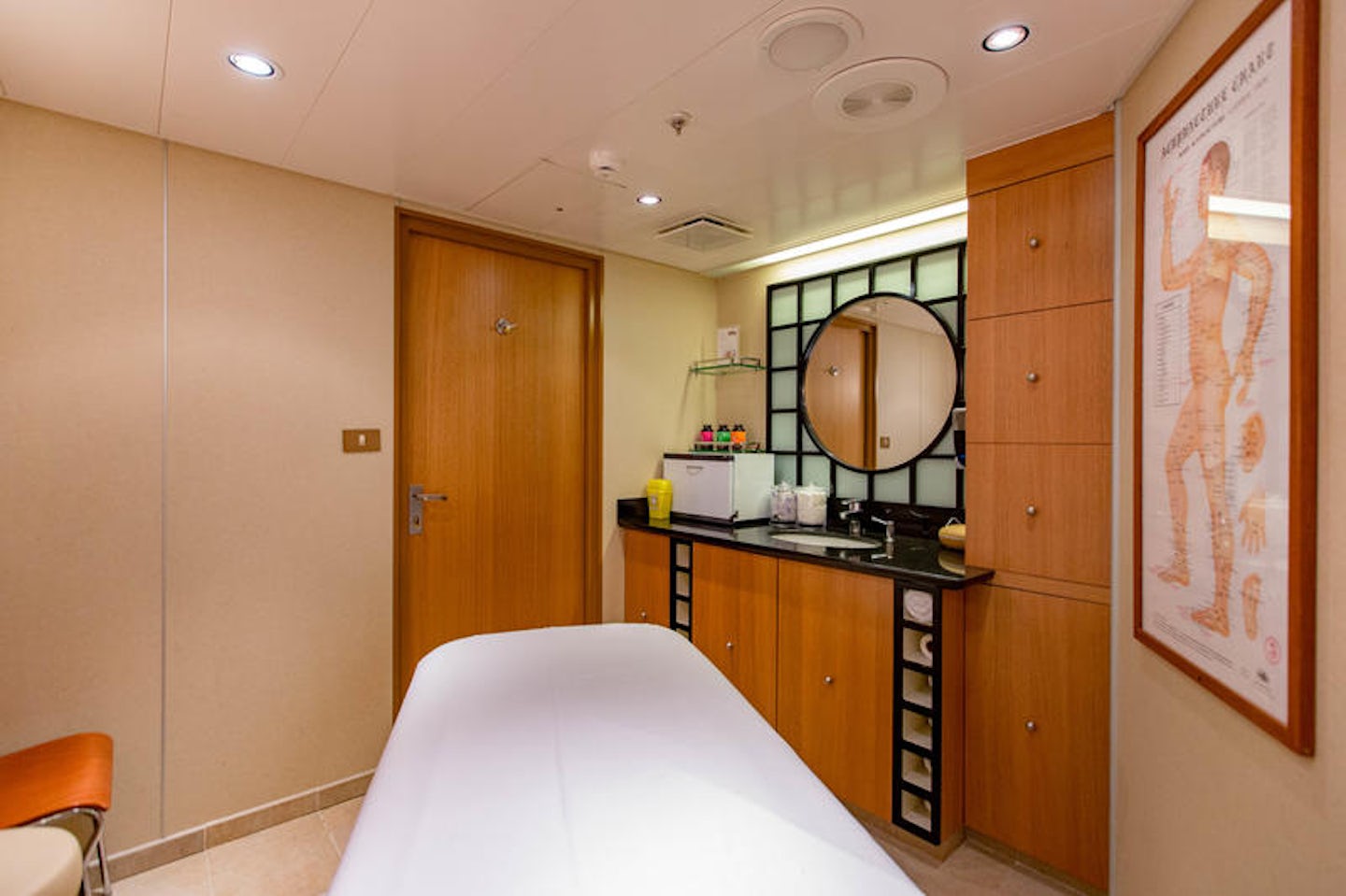 Acupuncture Room on Ruby Princess