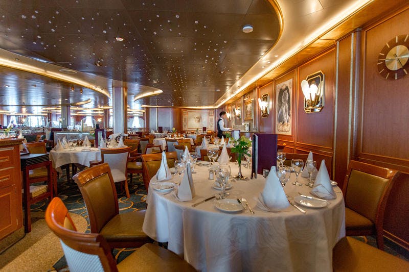 Da Vinci Dining Room on Ruby Princess Cruise Ship Cruise Critic