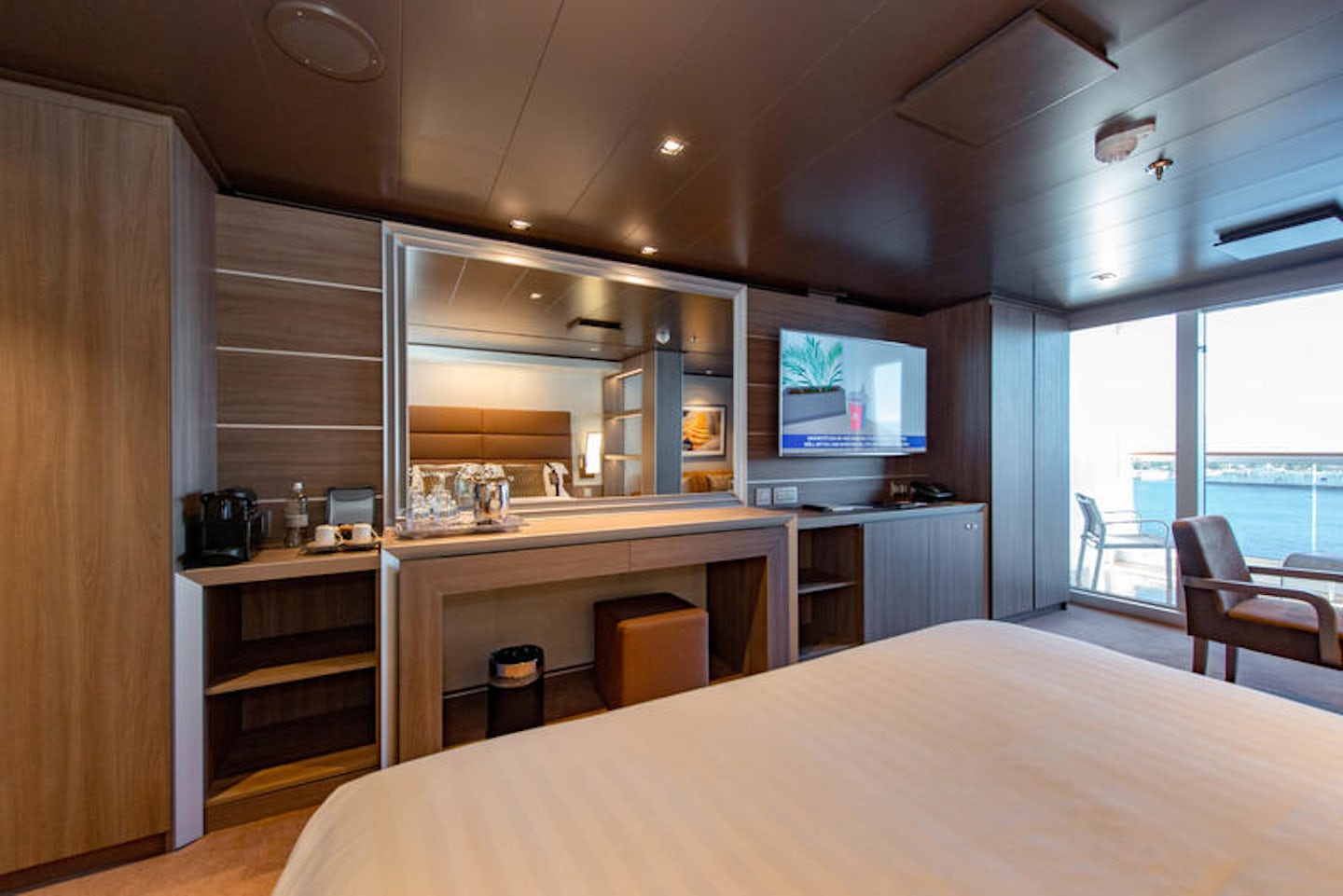 msc yacht club deluxe suite price
