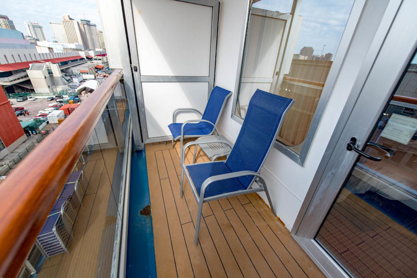 carnival cruise ship balcony room pictures