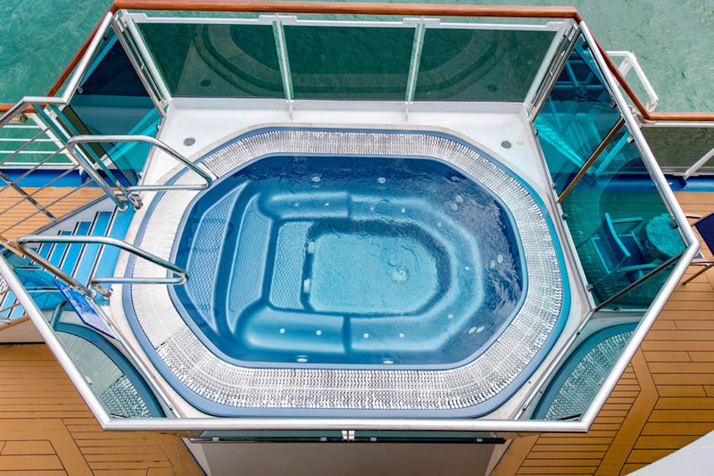 Hot Tubs on Carnival Dream