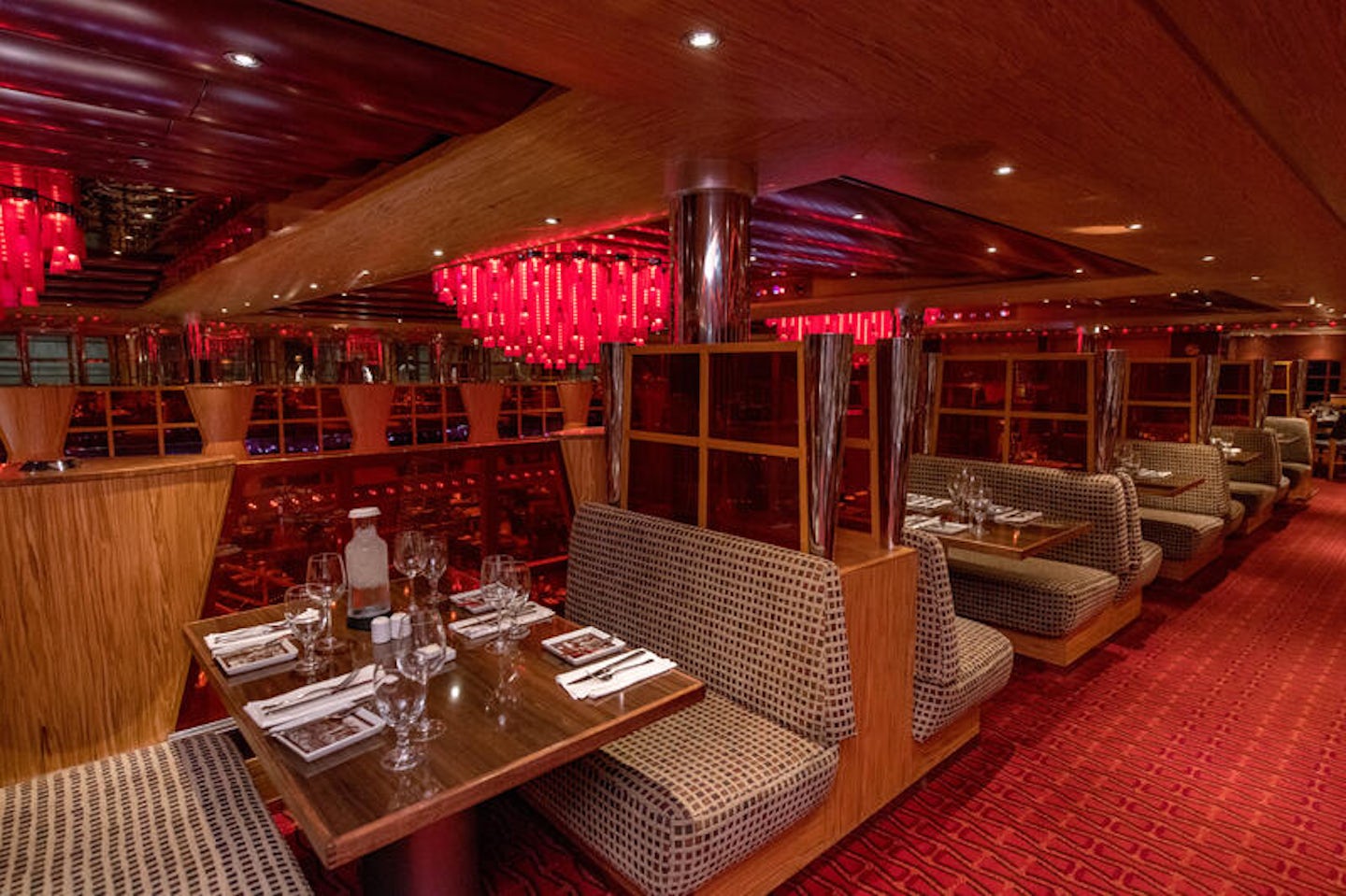 Crimson Restaurant on Carnival Dream