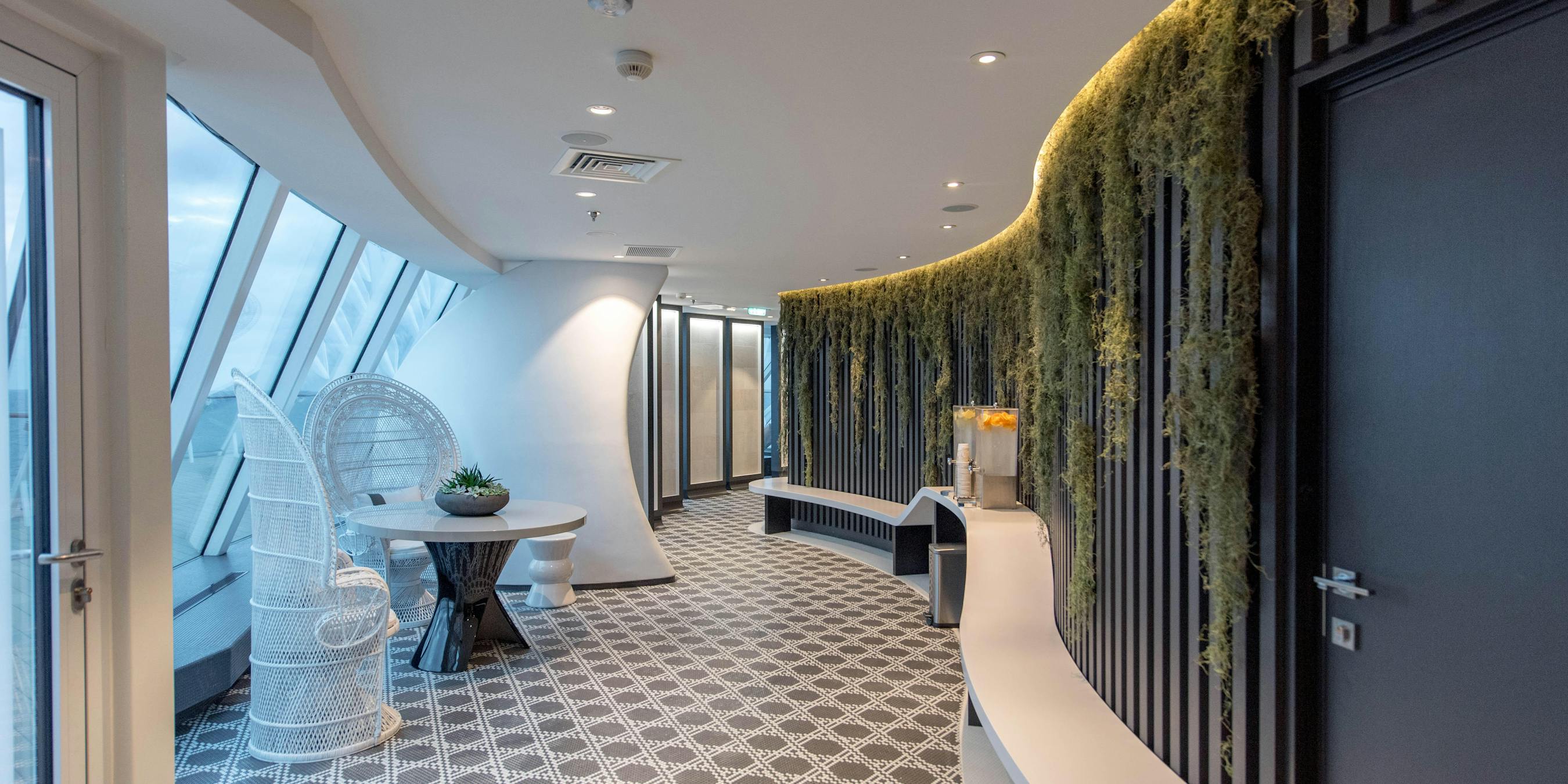 Celebrity Cruises' Aqua Class vs. Concierge Class - Cruises