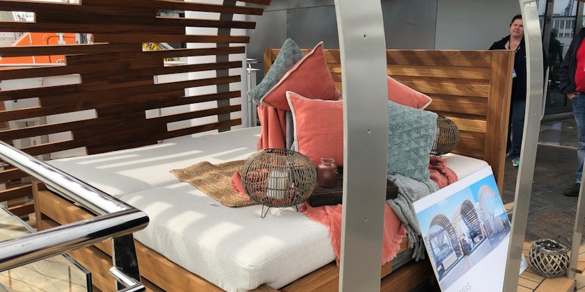 Glamping onboard Celebrity Cruises' Celebrity Flora (Photo: Cruise Critic/ Adam Coulter)