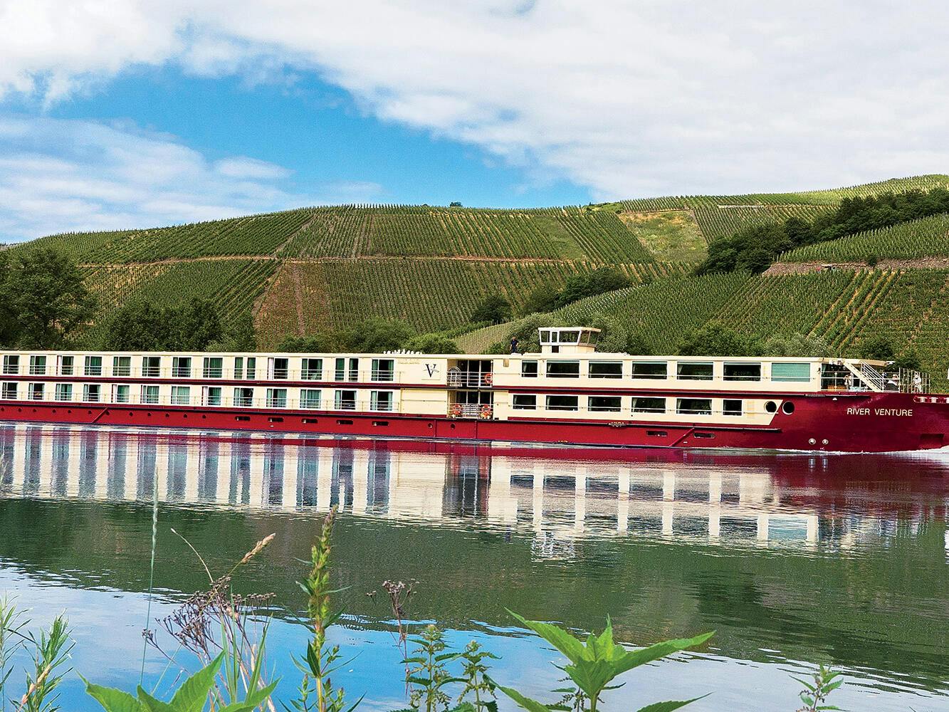 Vantage River Venture Cruise Ship Review Photos & Departure Ports