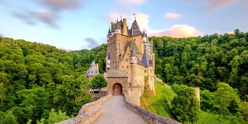 Burg Eltz Castle in Rhineland-Palatinate, Germany (Photo: haveseen/Shutterstock)