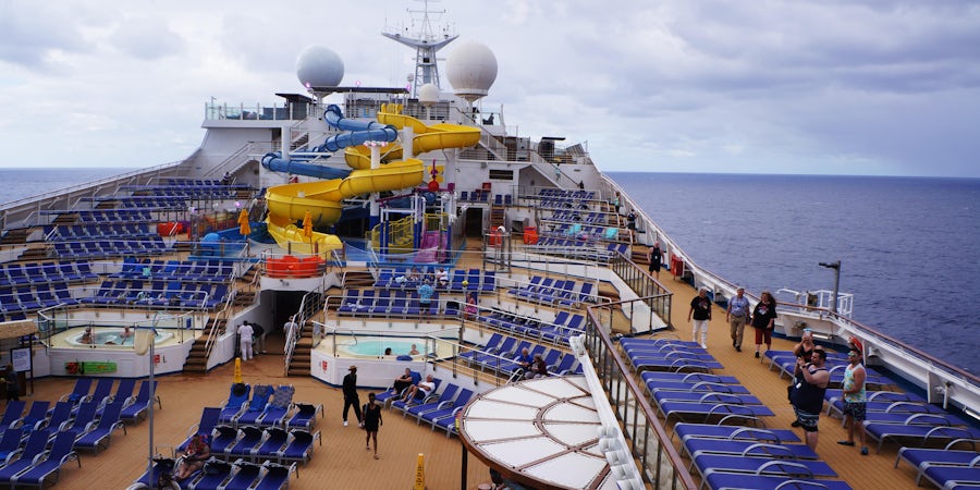 Why Does The CDC Have So Much Power Over The Cruise Industry?