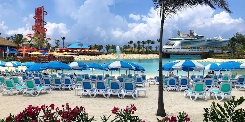 Beach loungers at CocoCay (Photo: Brittany Chrusciel/Cruise Critic)