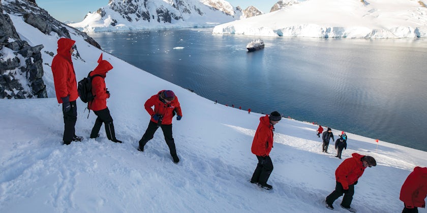 Passengers Exploring Antarctica (Photo: Silversea Cruises)