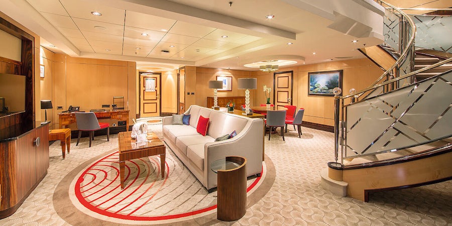 These Are The 7 Largest Cruise Ship Suites At Sea 