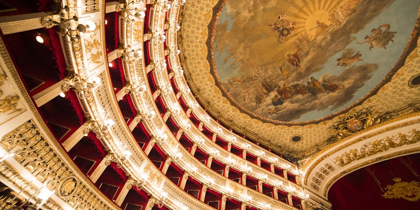 Italian Opera (via Shutterstock)