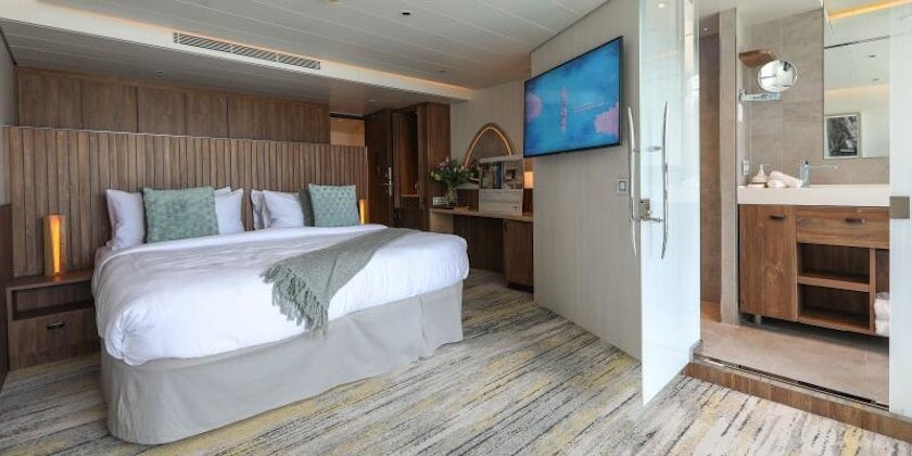 Flora Sky Suite with Infinite Veranda Interior (Photo: Adam Coulter/Cruise Critic)