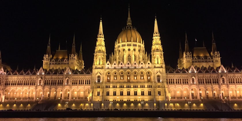 The Hungarian Parliament Building and the Danube River, Hungary (Photo: Adam Coulter/Cruise Critic)