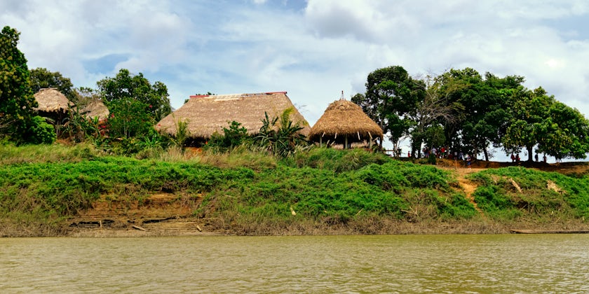Embera Village, Chagres, Panama (Photo: PARTYRAISER/Shutterstock)