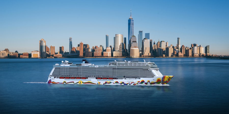 Vaccine Mandate To Stay in Place "Indefinitely": Norwegian Cruise Line Holdings Boss Frank Del Rio Says