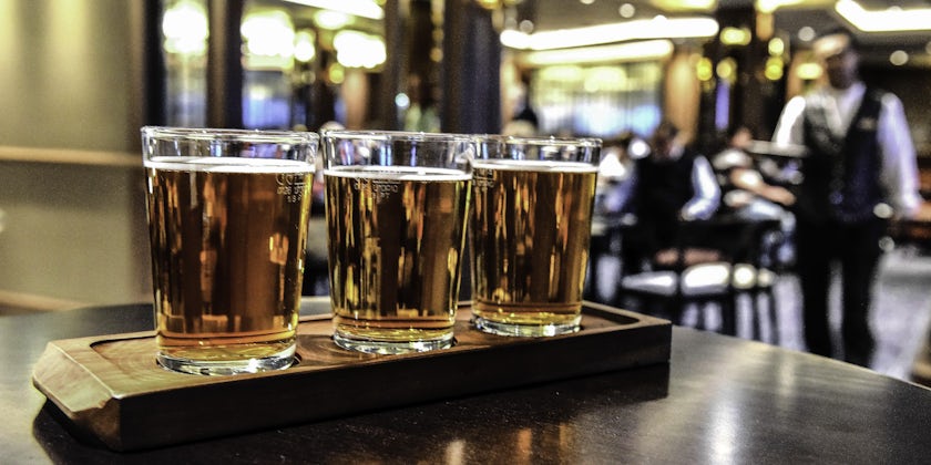Drinks Lined Up (Photo: P&O Cruises)