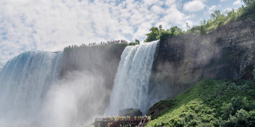 Bridal Veil Falls (Photo: Alexander Prokopenko/Shutterstock)