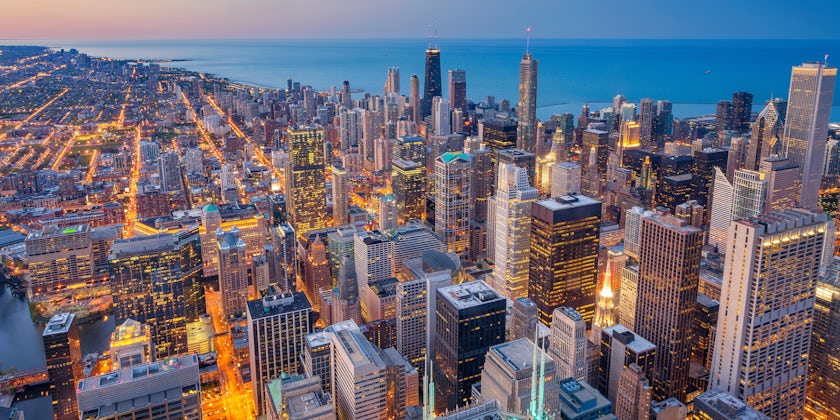 Chicago's Cityscape (Photo: Rudy Balasko/Shutterstock)