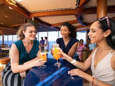 Cruises With Free Drinks