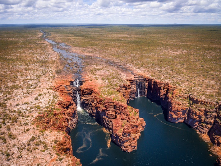 King George Falls in Wyndham, Australia (Photo: paulmichaelNZ/Shutterstock)
