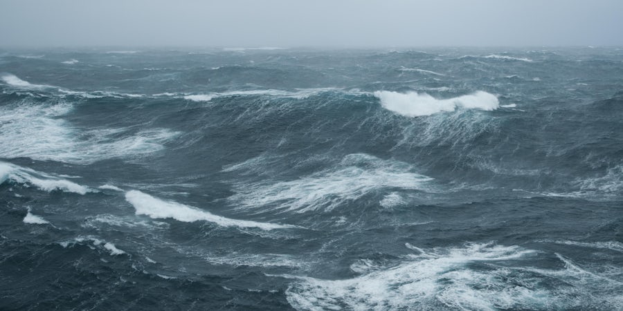 Drake Passage Cheat Sheet: Coping with Seasickness, Antarctica Weather and More