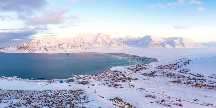 Longyearbyen, Svalbard (Photo: prichter/Shutterstock)