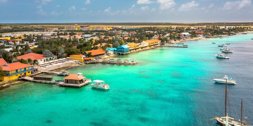 Arriving at Bonaire at the Capital of Bonaire, Kralendijk in this Beautiful Island of the Caribbean Netherlands (Photo: Paulo Miguel Costa/Shutterstock)