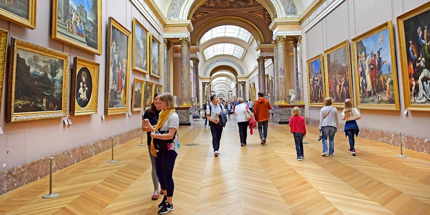 Louvre Museum in Paris, France (Photo: irisphoto1/Shutterstock)