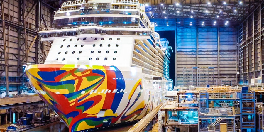 Kelly Clarkson Will Be Godmother of Norwegian Cruise Line's Newest Ship