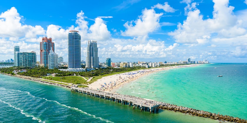 South Pointe Park and Pier at South Beach, Miami Beach (Photo: Simon Dannhauer/Shutterstock)
