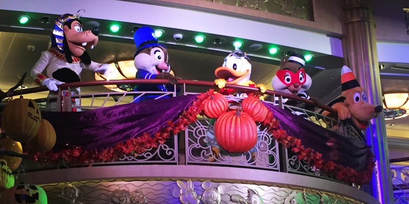 Halloween onboard Disney Fantasy (Photo: CC Help Jenn/Cruise Critic Forums)