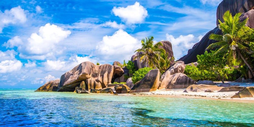 The famous beach, Source d'Argent at La Digue Island, Seychelles (Photo: Zoltan.Benyei/Shutterstock)