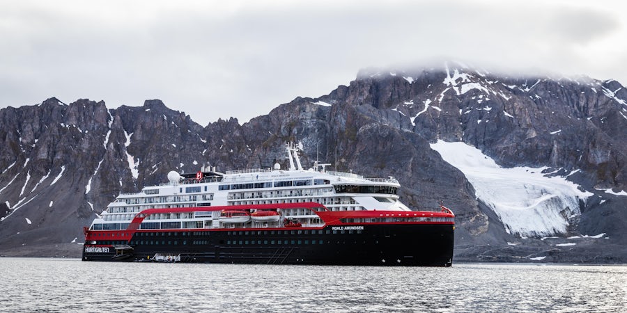 Norway Suspends Cruise Ship Docking After COVID-19 Outbreak; SeaDream I Quarantined