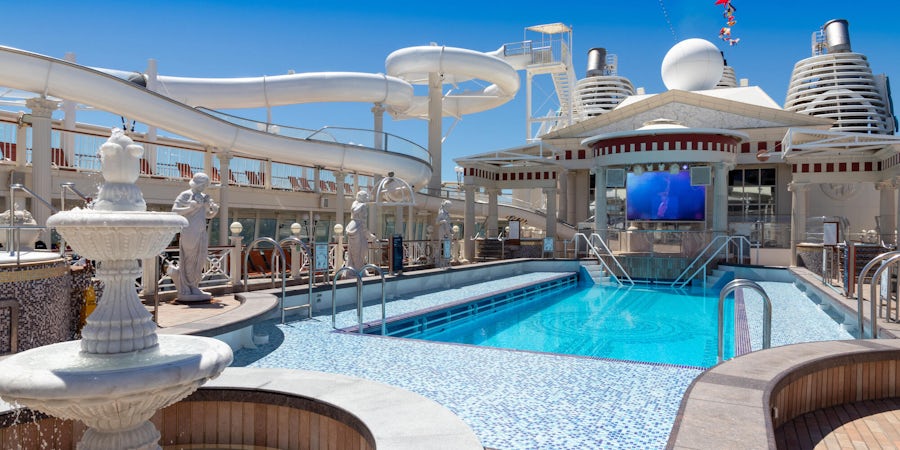 Live From Dream Cruises' Explorer Dream: First Impressions