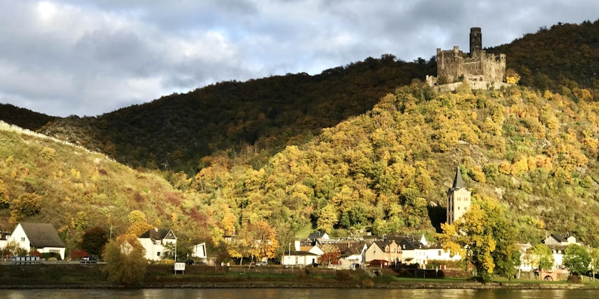 Autumn scenery along the Rhine River (Photo: Kerry Spencer/Cruise Critic)