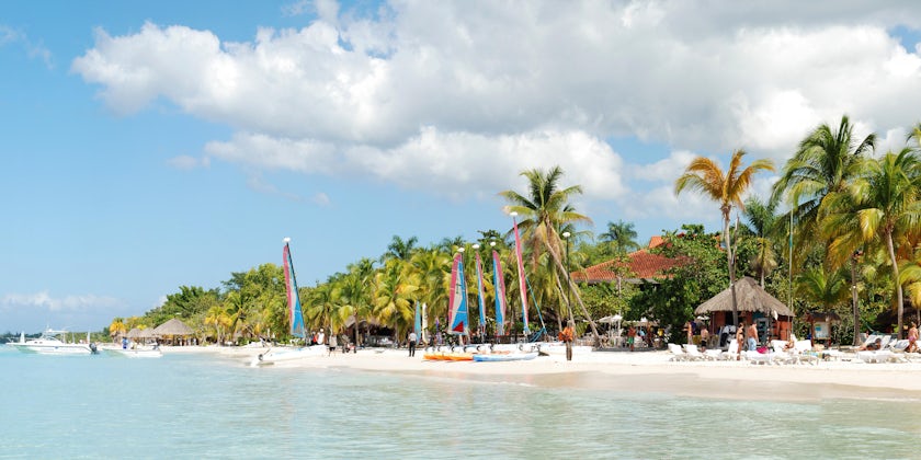Jamaica, Negril Panorama (Photo: crazychris84/Shutterstock)