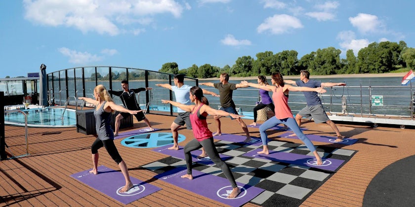 Yoga on AmaWaterways (Photo: AmaWaterways Cruises)