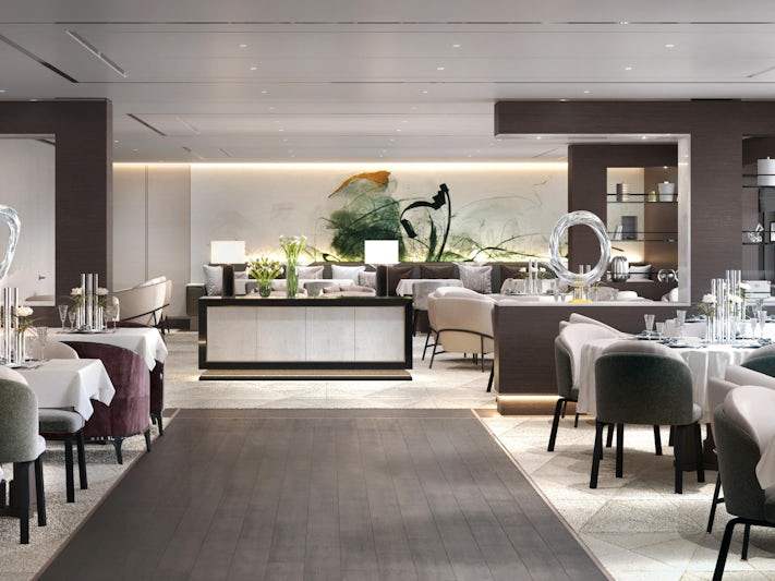 The Main Dining Room on Evrima (Image: Ritz-Carlton Yacht Collection)